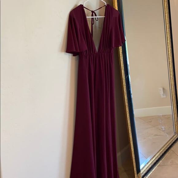 Show me your MUMU burgundy maxi dress - Picture 2 of 9